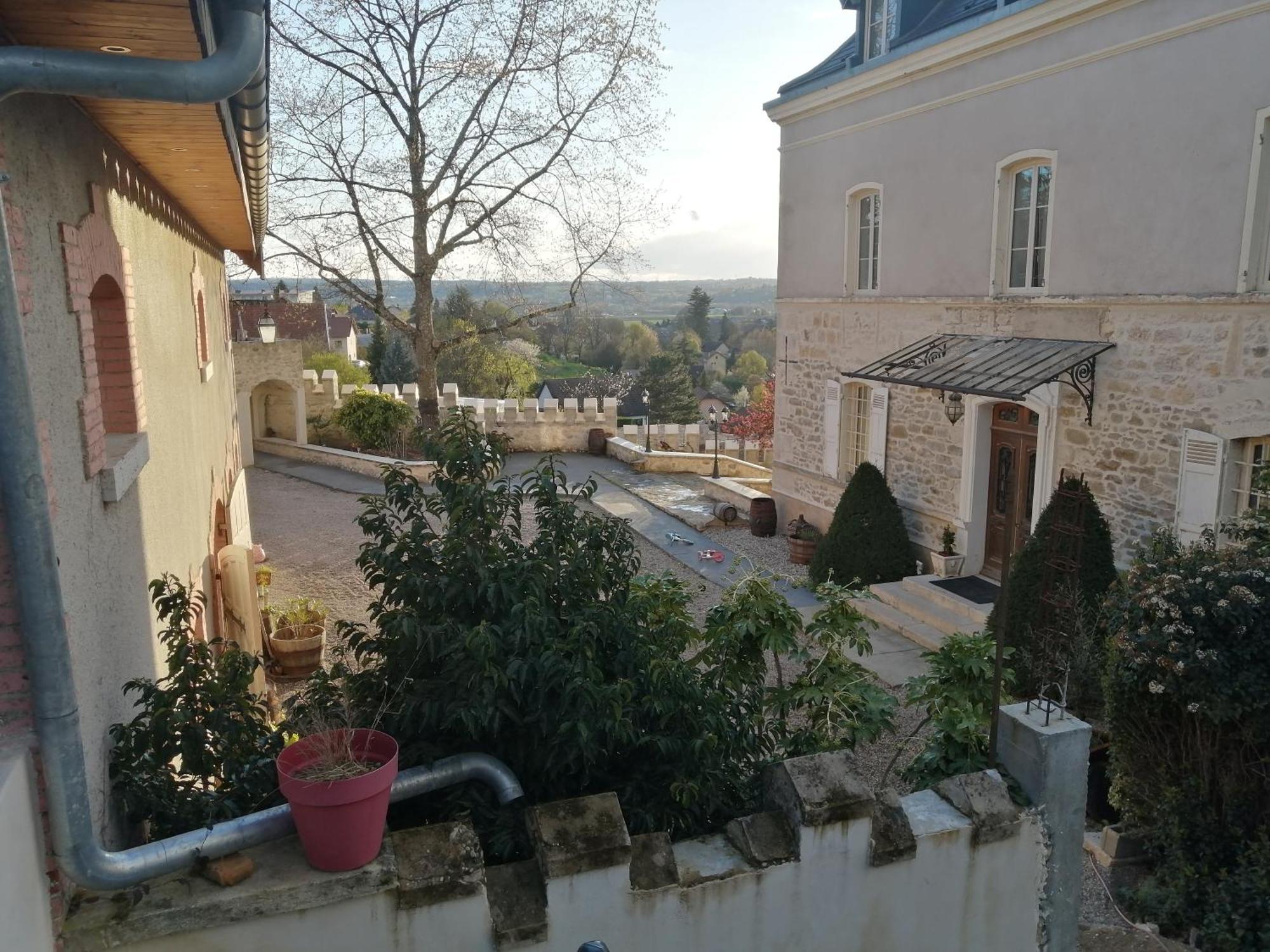 L'Annexe Du Chateau De Saint Genix Dış mekan fotoğraf